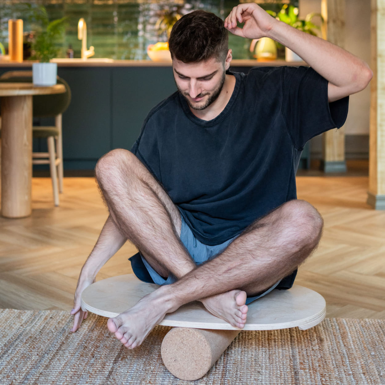 Balance board with exercise roll - oval