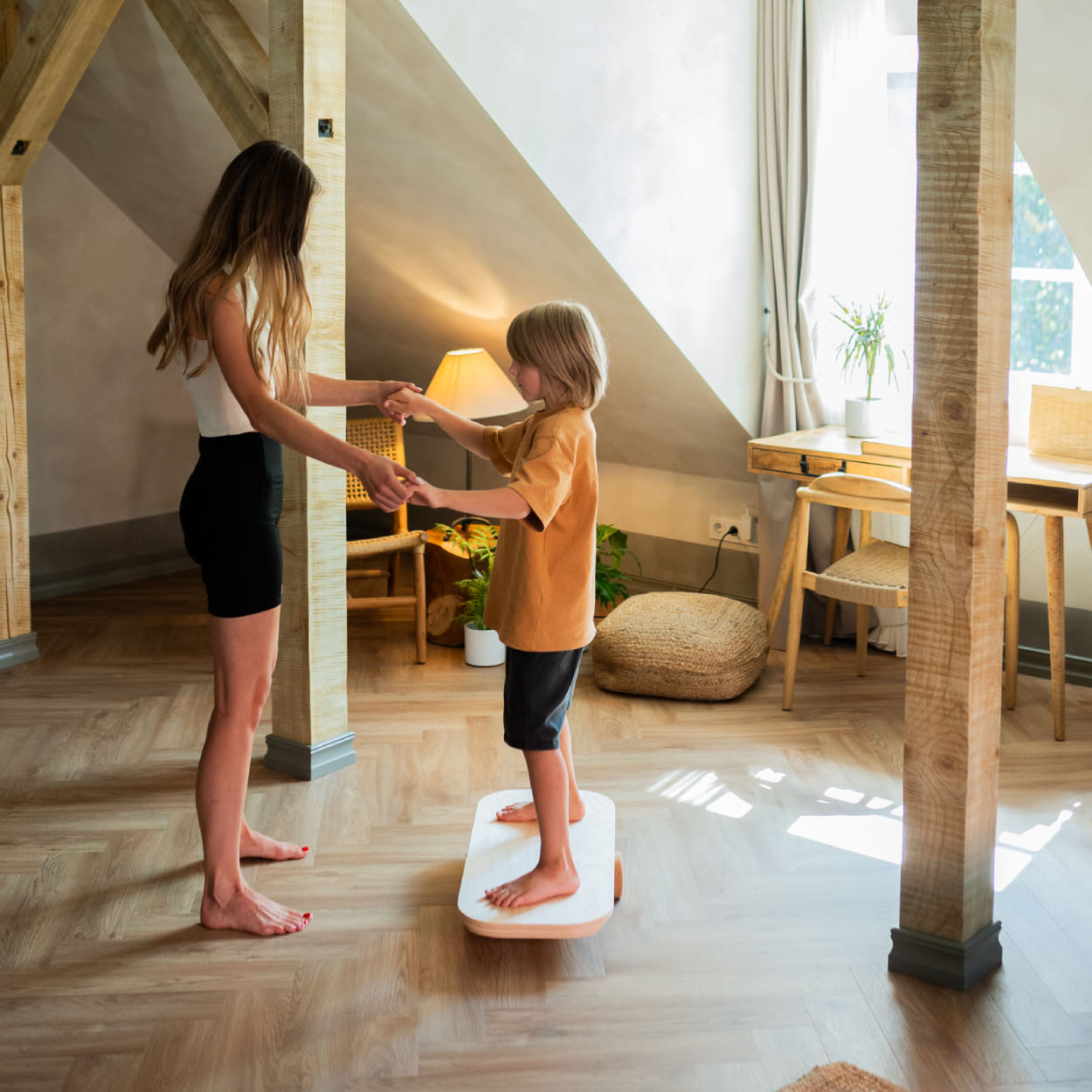 Balance board with exercise roll - oval