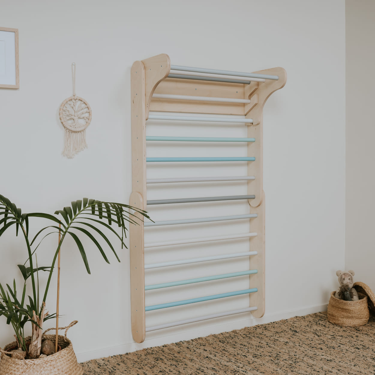 Swedish ladder set in pastel colors that can be also transformed and used as a climbing triangle. 