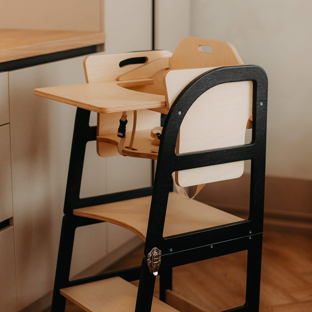 Transformable Kitchen Tower Sleekstep and High chair combo