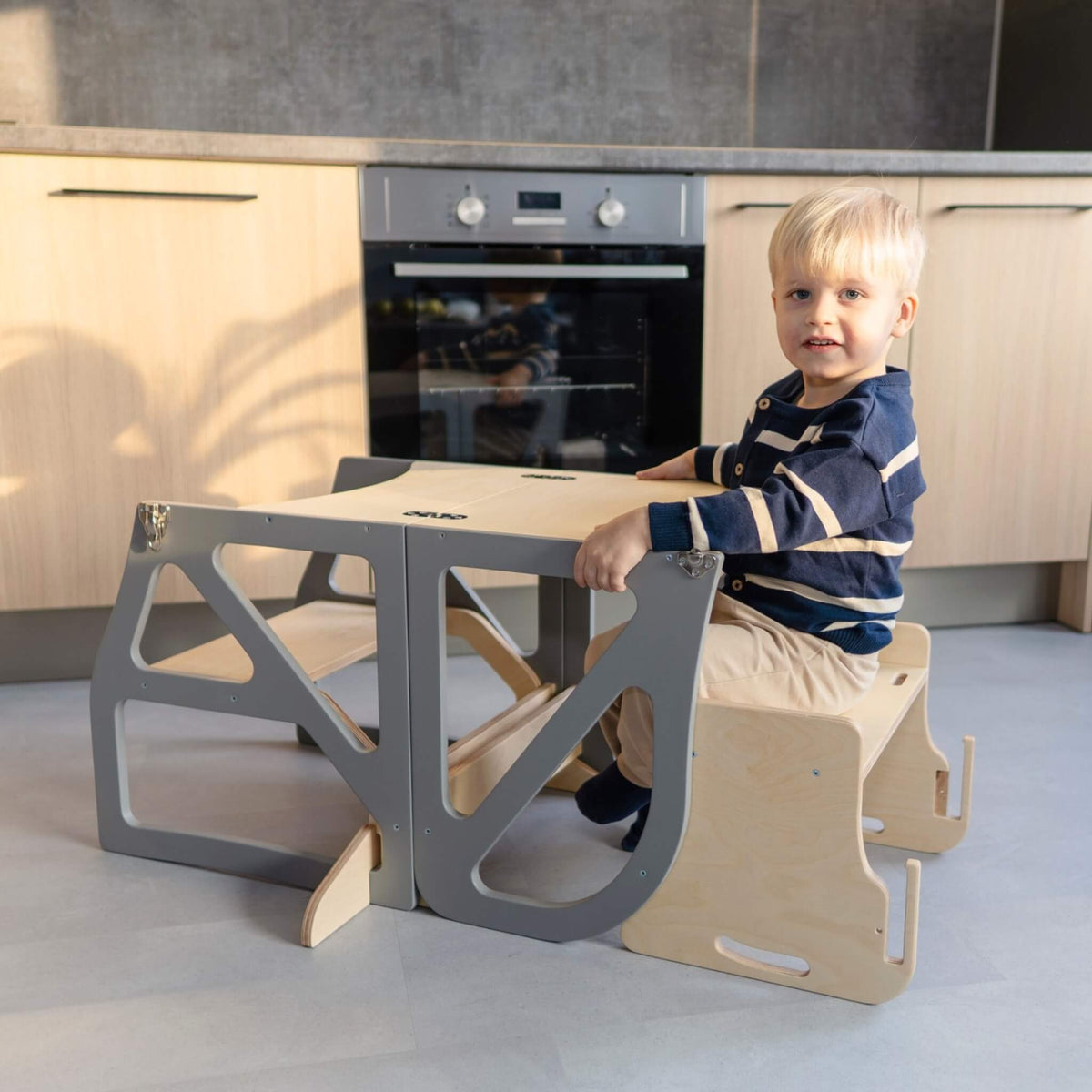 Transformable Kitchen Tower Sleekstep and High chair combo