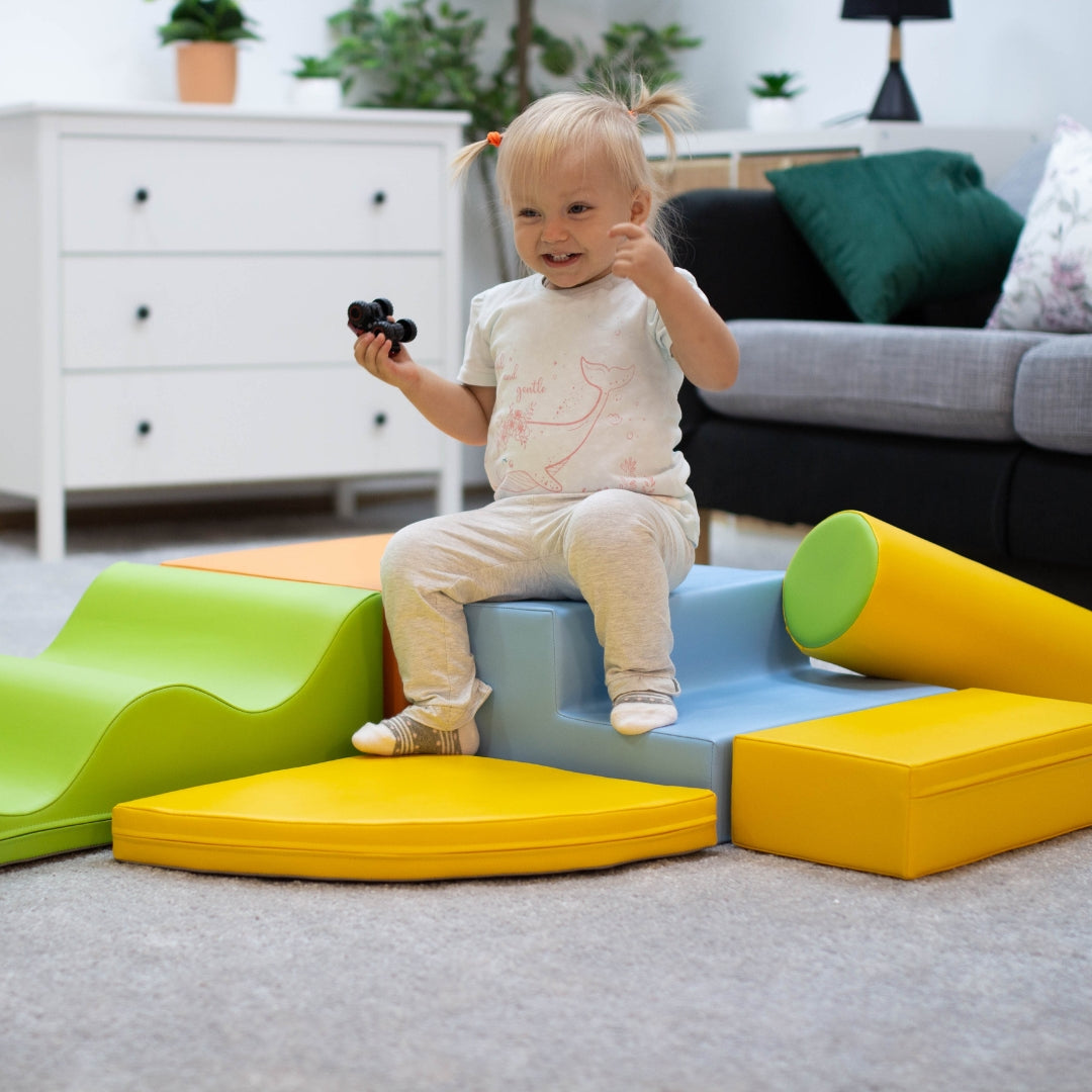 Children exploring with light multicolor Explorer soft blocks