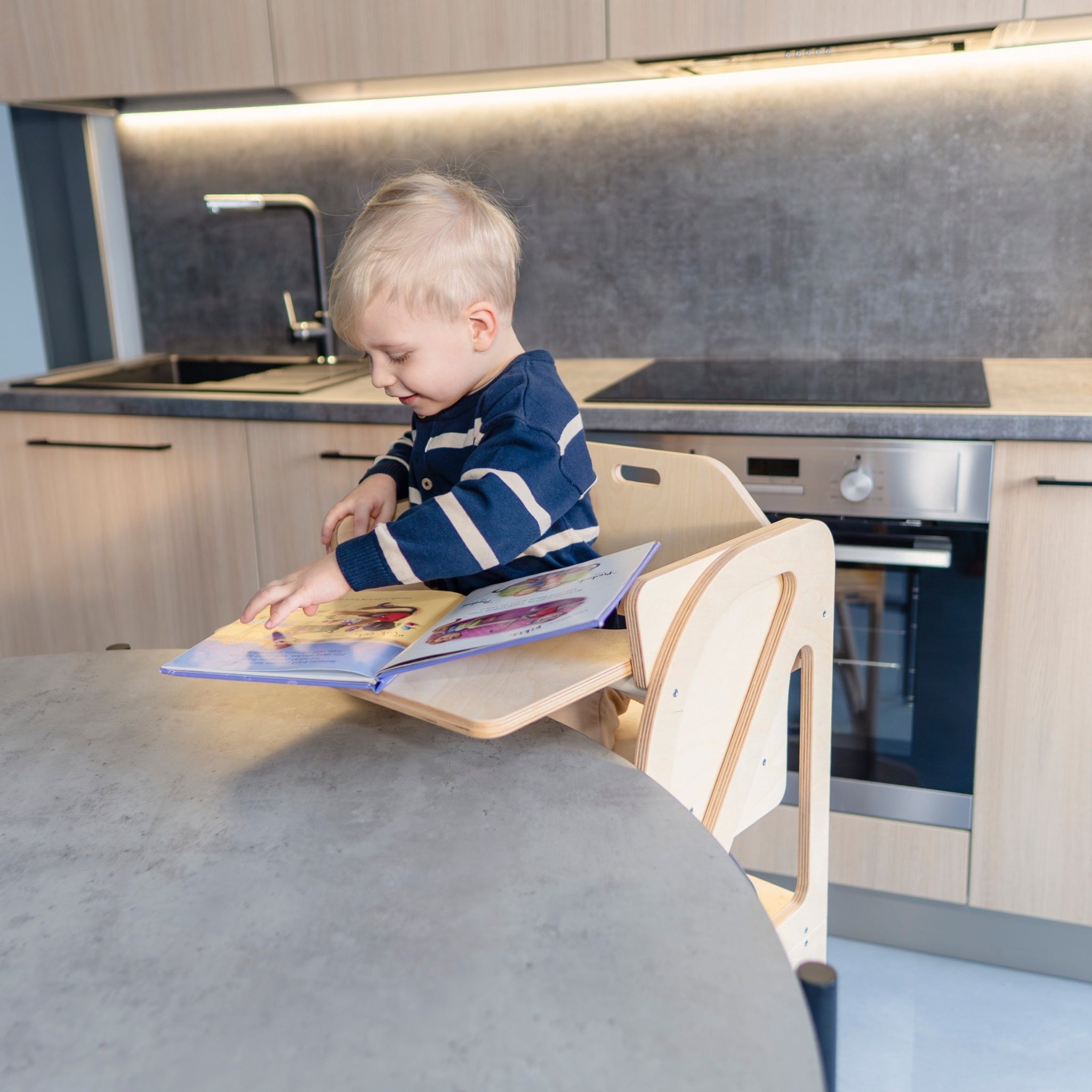 Transformable Kitchen Tower Securestep and High chair combo